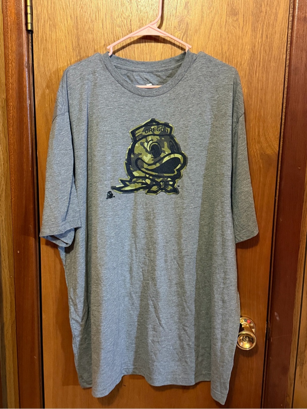 Oregon Ducks camo shirt